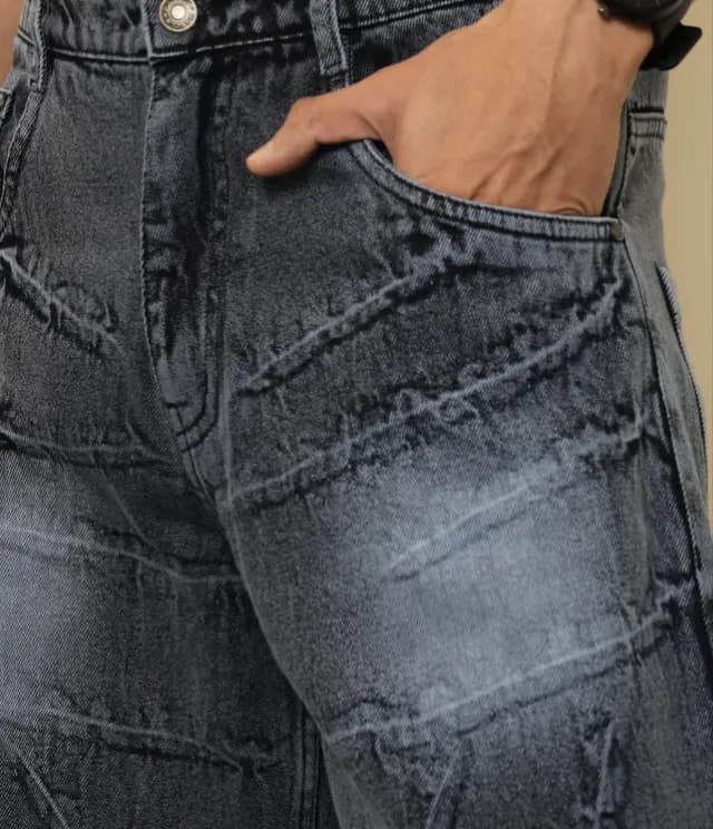 Men grey crinkled-wash effect relax fit jeans thumbnail 2