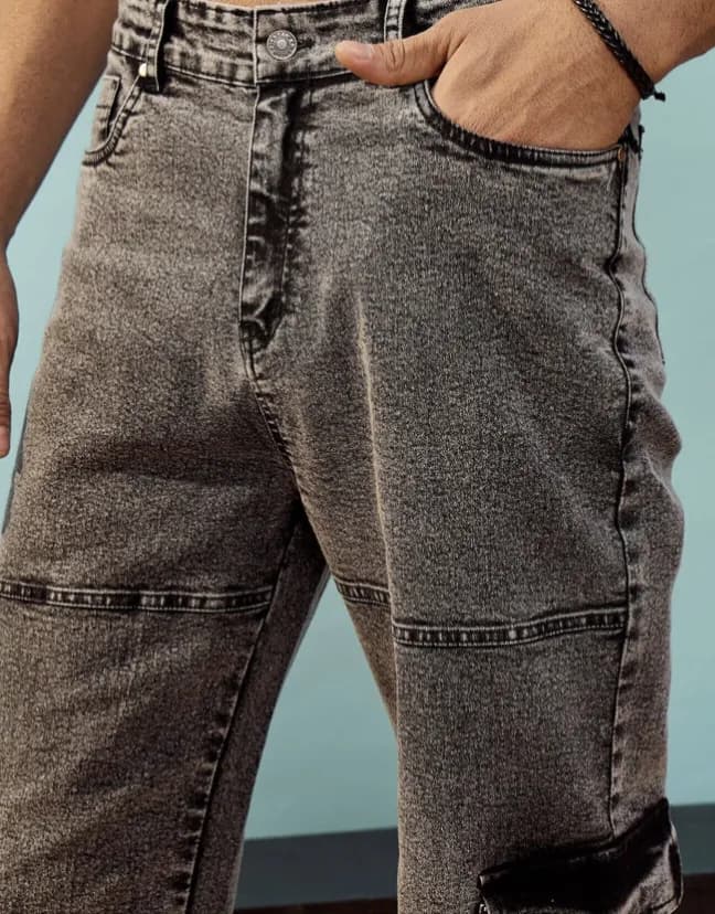 Men's black washed cargo jeans thumbnail 2