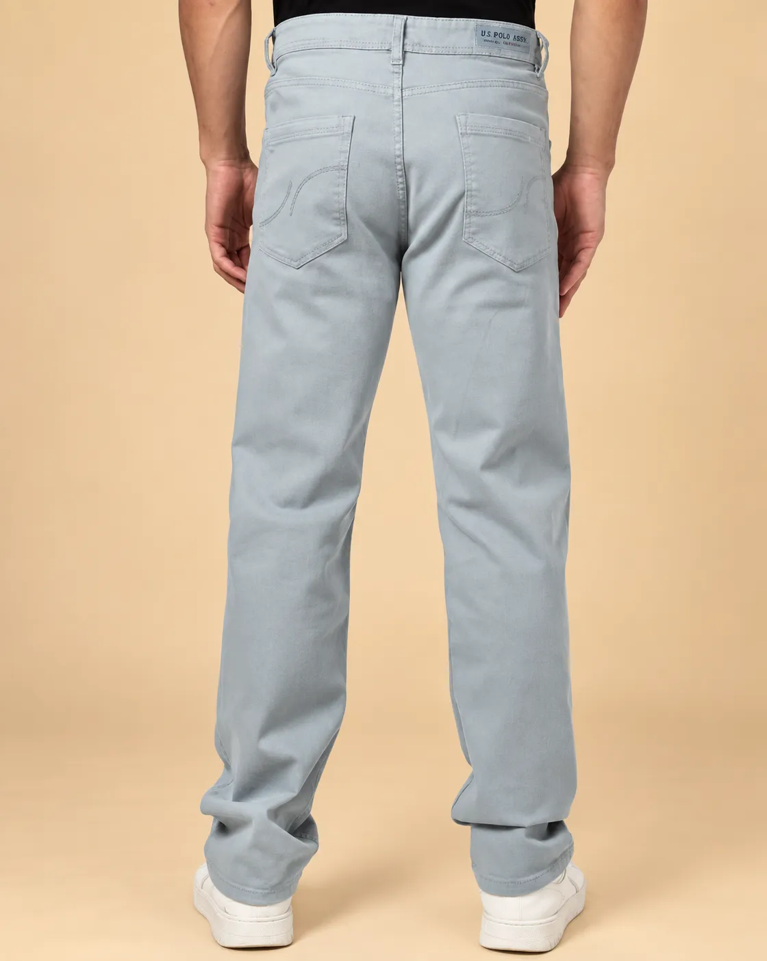 Light mid rise straight fit jeans thumbnail 3