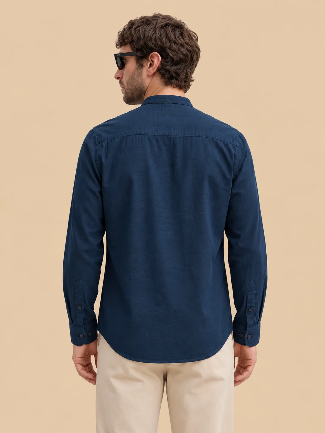Dark blue fir regular collar thumbnail 3