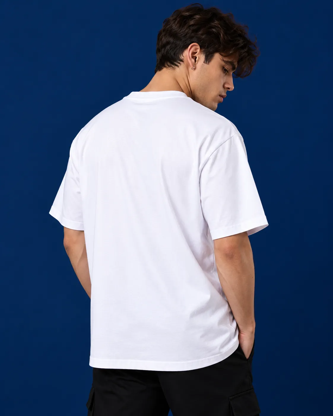 White oversized thumbnail 2