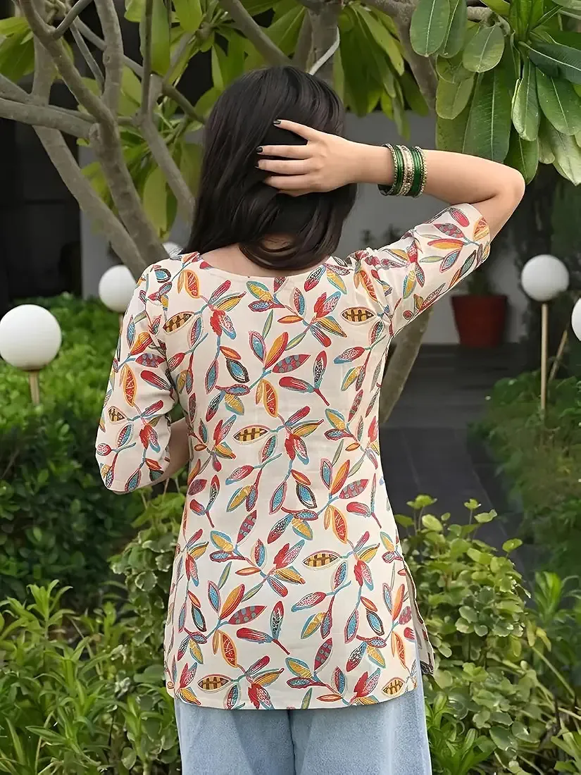 Women’s Multicolor Printed 3/4 Sleeve Casual Tunic Top thumbnail 3