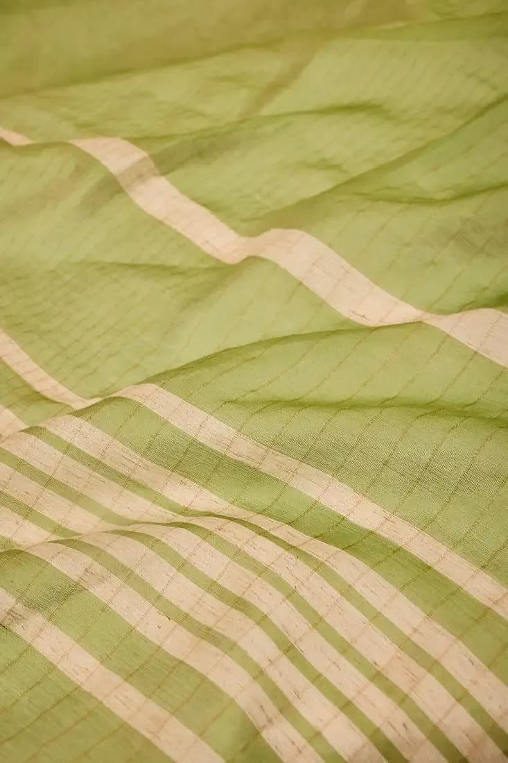 Women Green Bhagalpur Woven Silk Viscose Saree with Unstitched Blouse Piece thumbnail 5