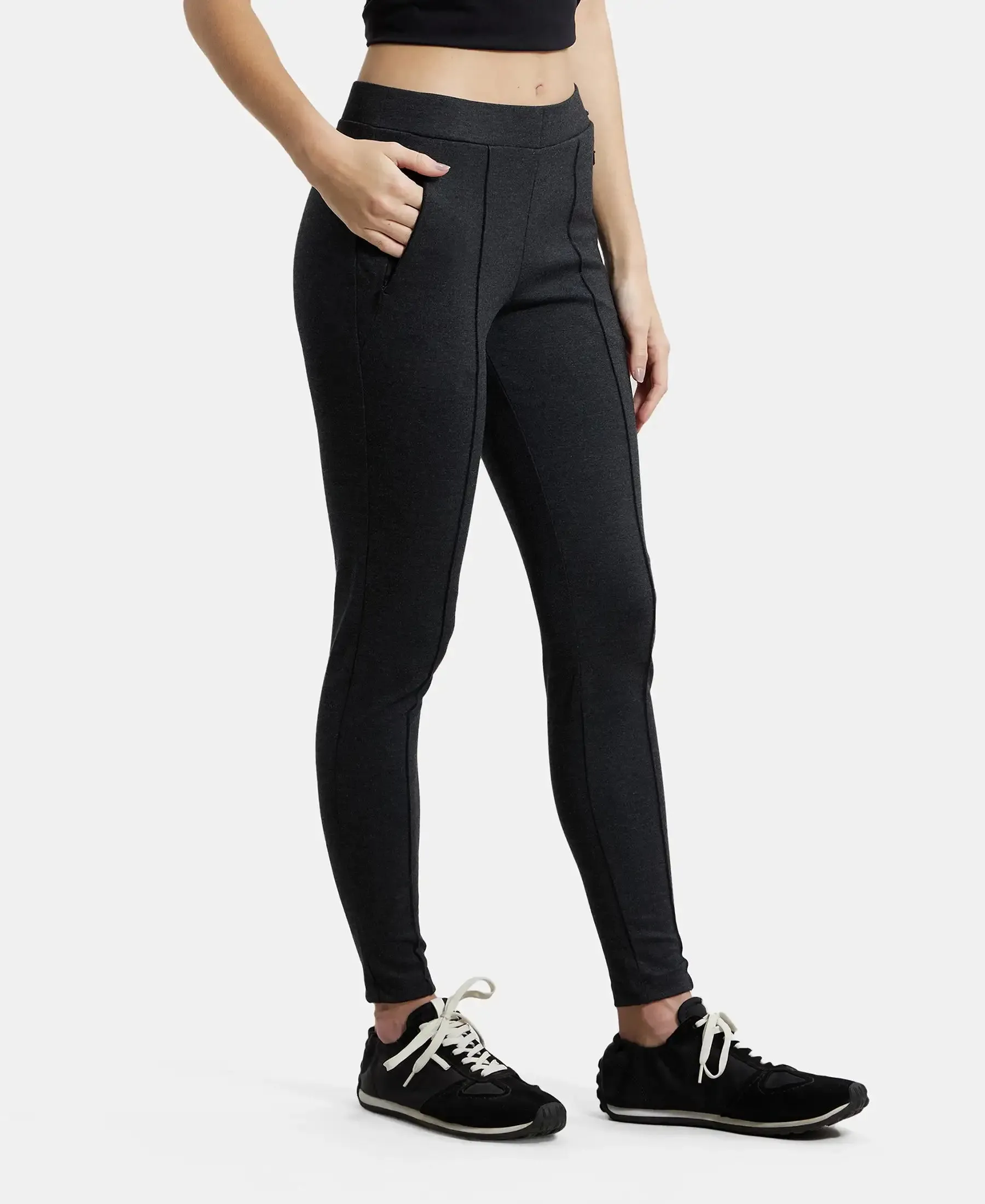 Women Black High Waist Slim Fit Joggers with Zipper Pockets thumbnail 4