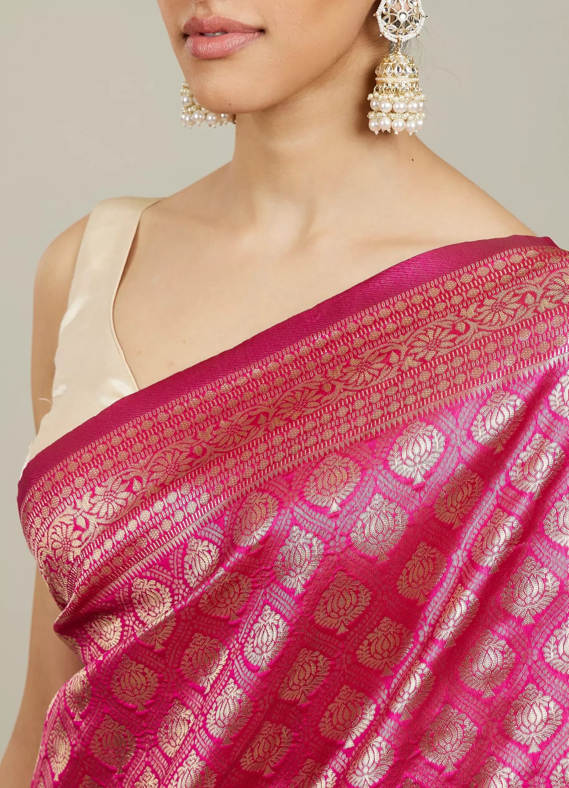Women’s Pink Banarasi Zari Woven Silk Saree with Unstitched Blouse thumbnail 3