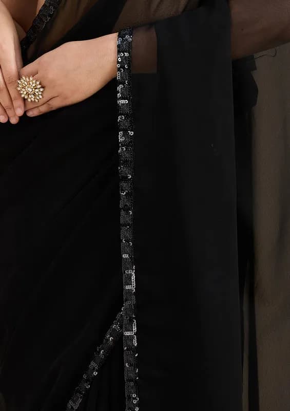 Black Georgette Sequins Saree With Matching Blouse Piece thumbnail 4