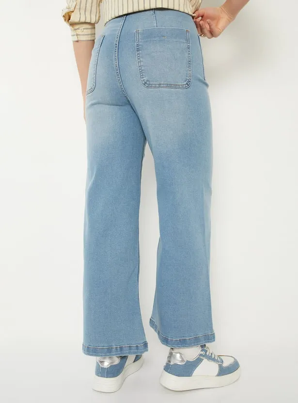 Women Washed Skater Fit Jeans thumbnail 3