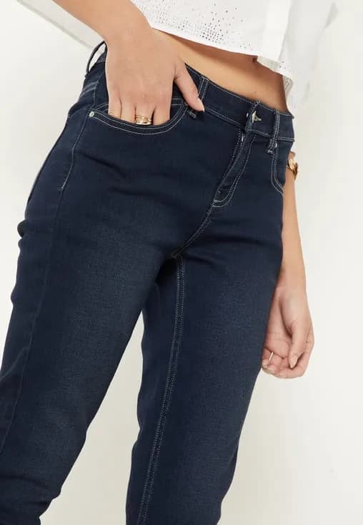 Women Solid Ankle Grazer Jeans thumbnail 2
