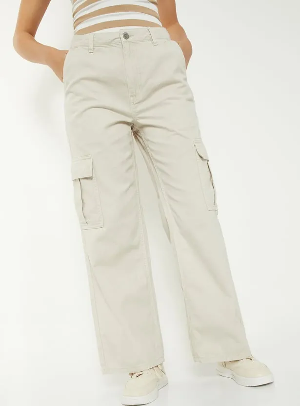Women High-Rise Cargo Jeans thumbnail 2