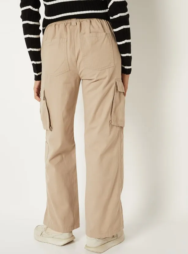 Women Solid Cargo Jeans thumbnail 2