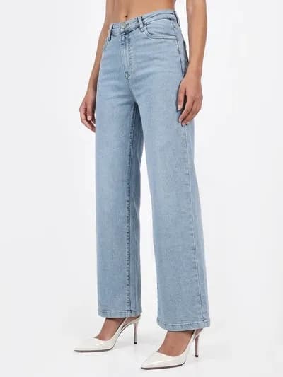 Light Blue High-Rise Straight Fit Jeans thumbnail 2