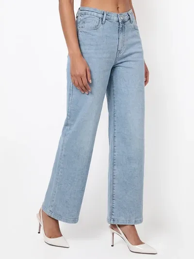 Light Blue High-Rise Straight Fit Jeans thumbnail 3