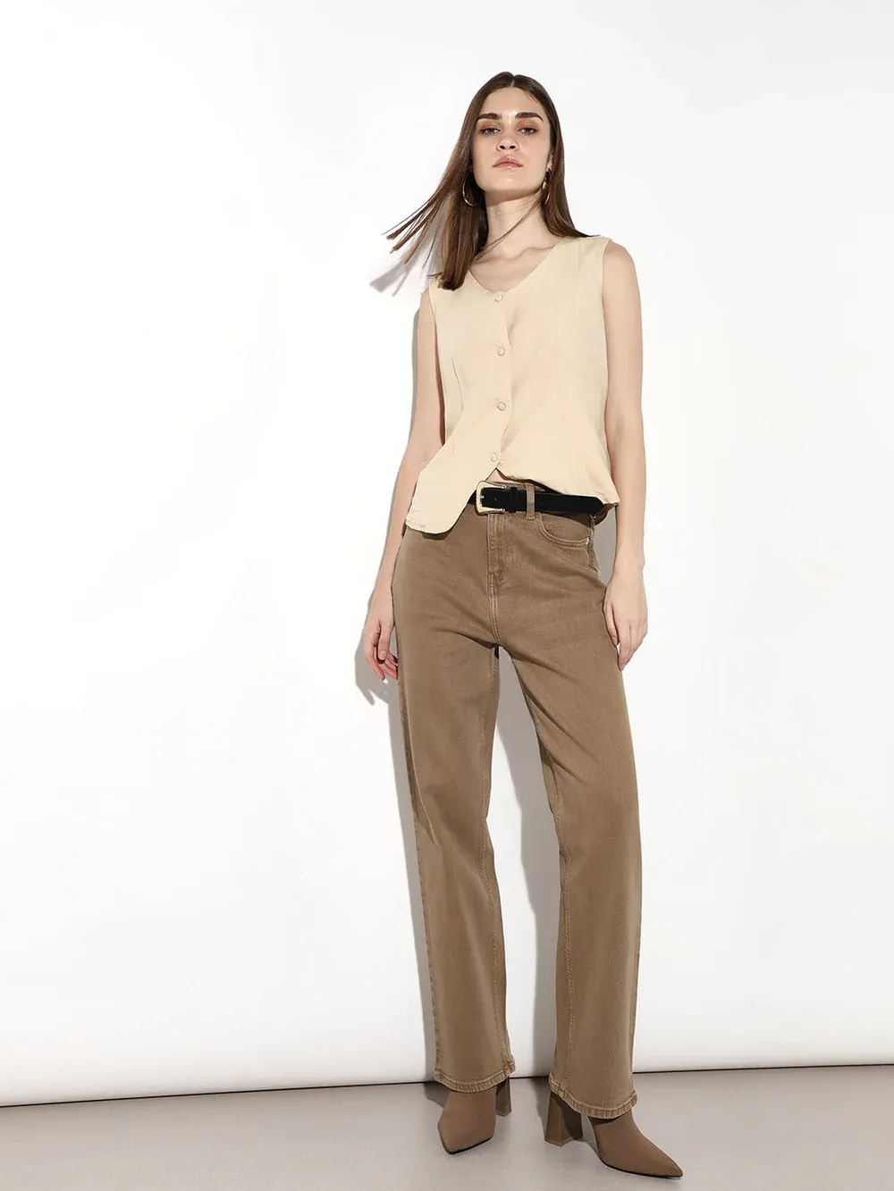 Brown High Rise Straight Fit Jeans thumbnail 3