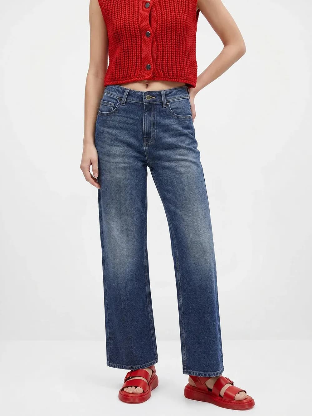 Washed Straight Fit Jeans thumbnail 2