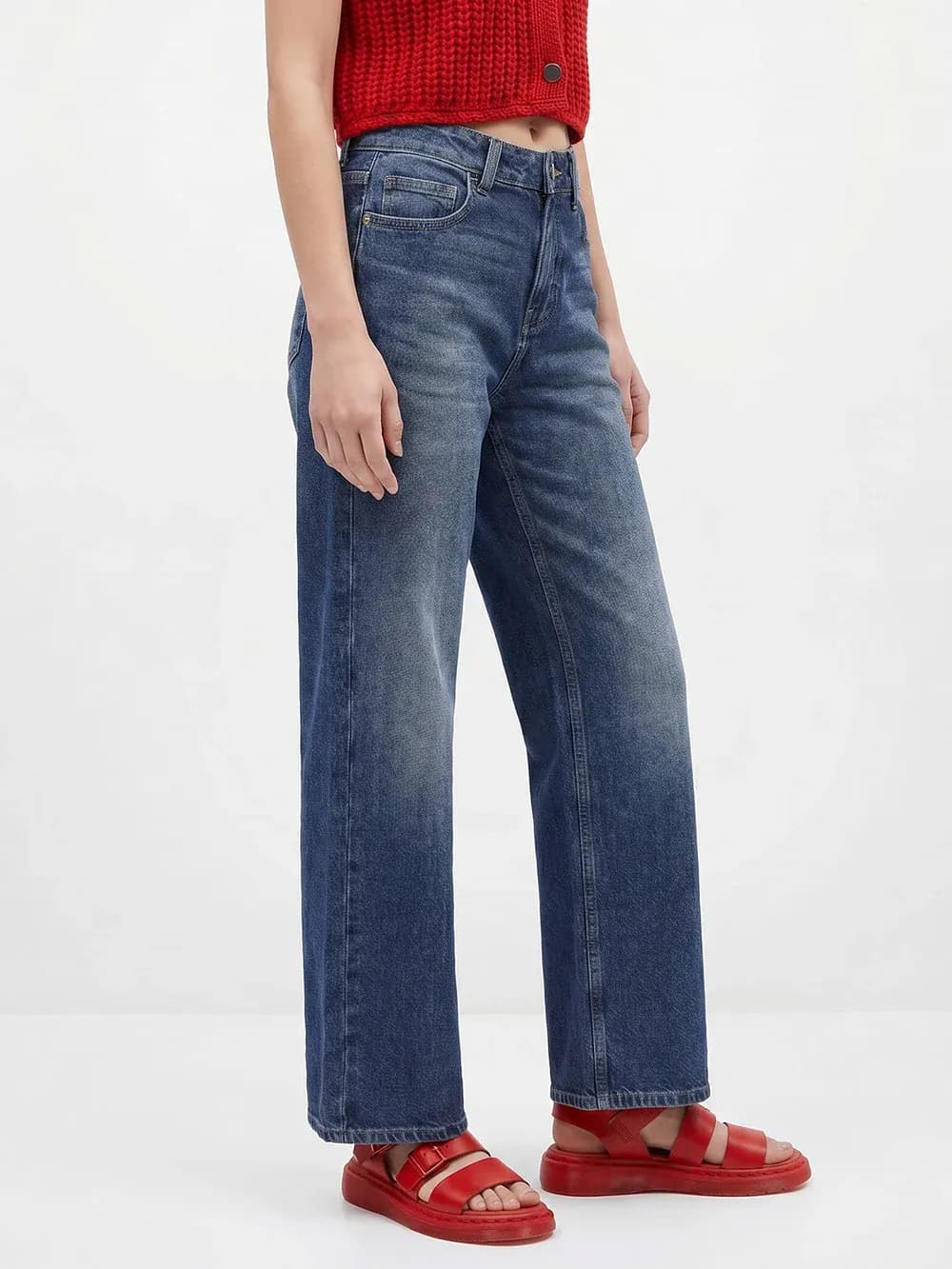 Washed Straight Fit Jeans thumbnail 3