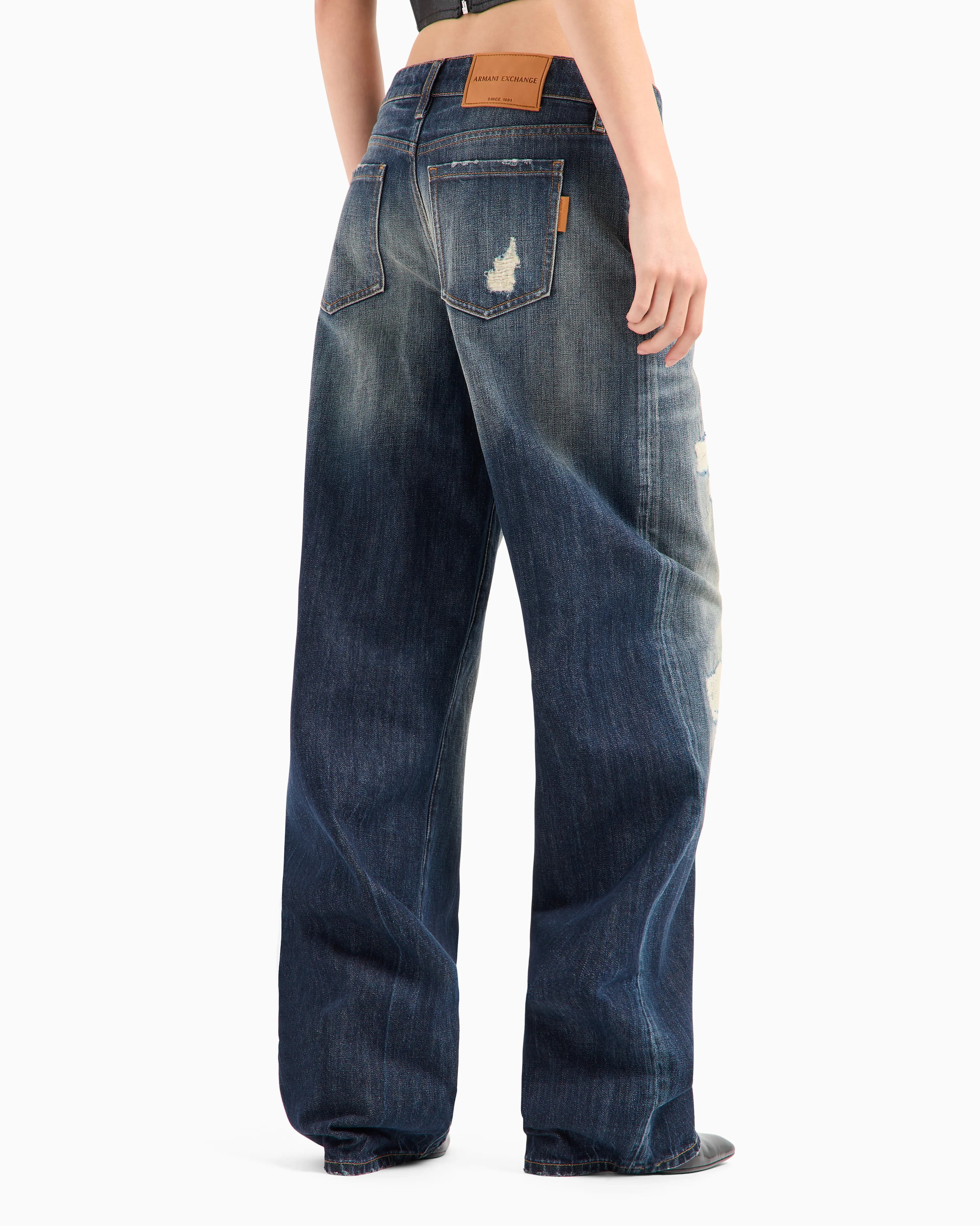 Relaxed Fit Dark to Medium Blue Wash Jeans thumbnail 4