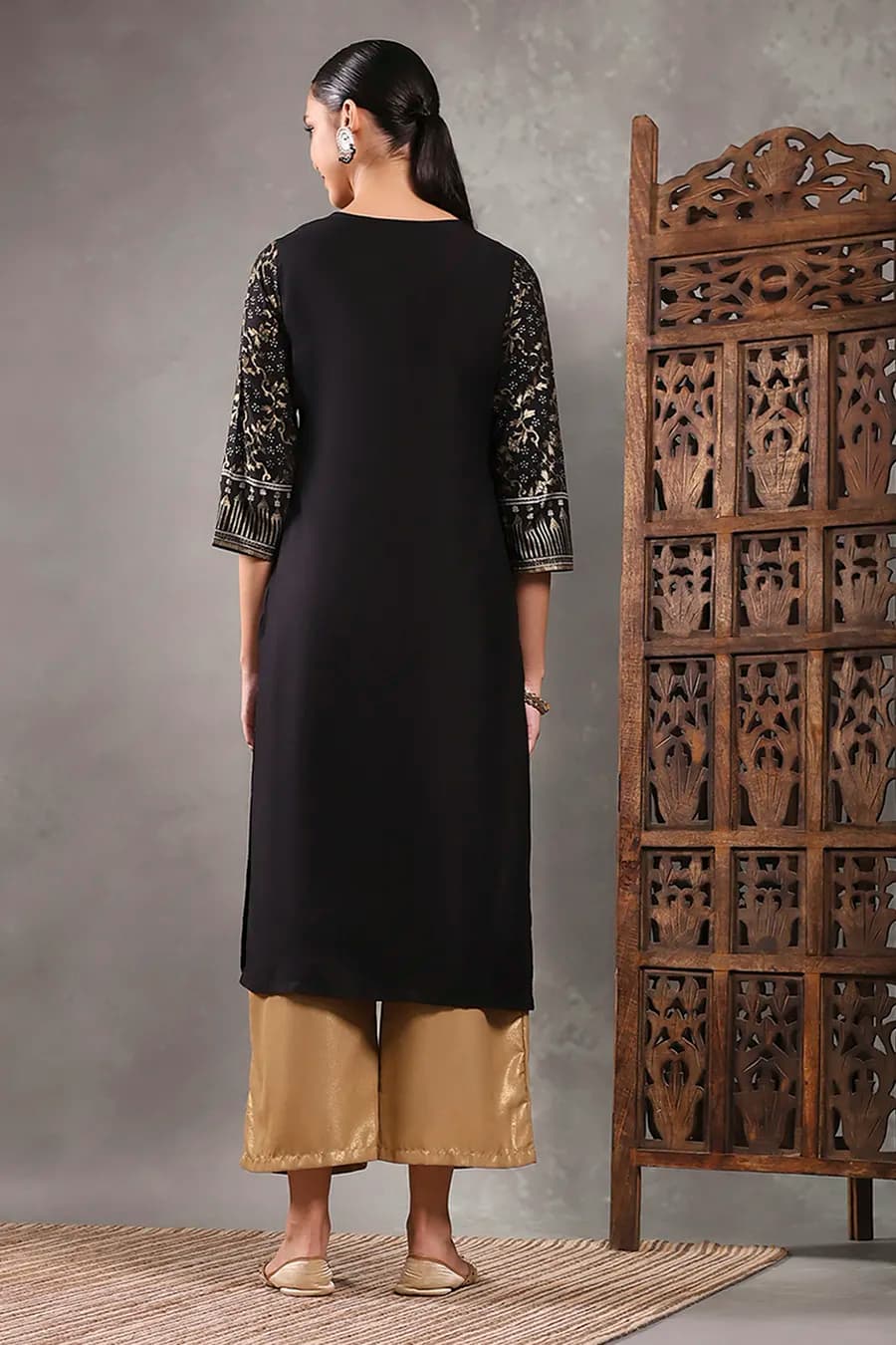 Black Printed Straight Kurta thumbnail 2