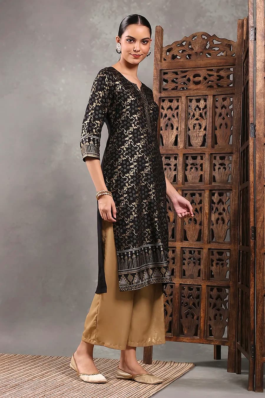 Black Printed Straight Kurta thumbnail 3