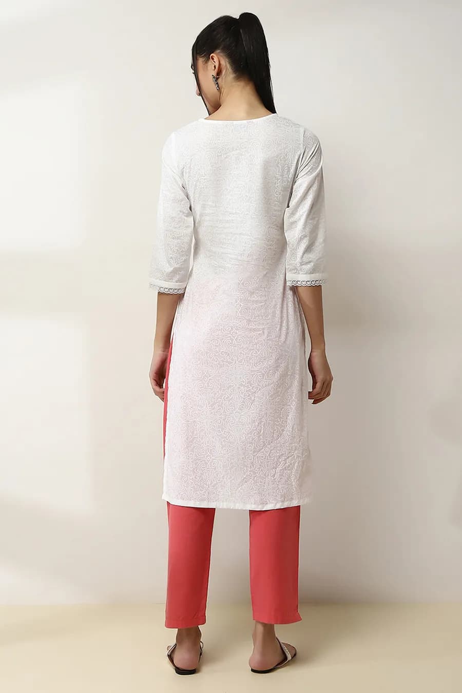 White Cotton Printed Straight Kurta thumbnail 3