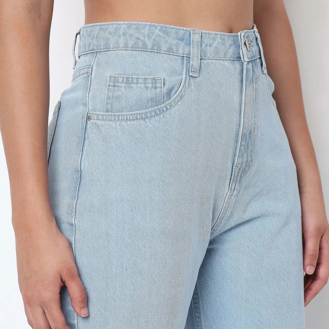 Straight Fit High Rise Jeans thumbnail 4