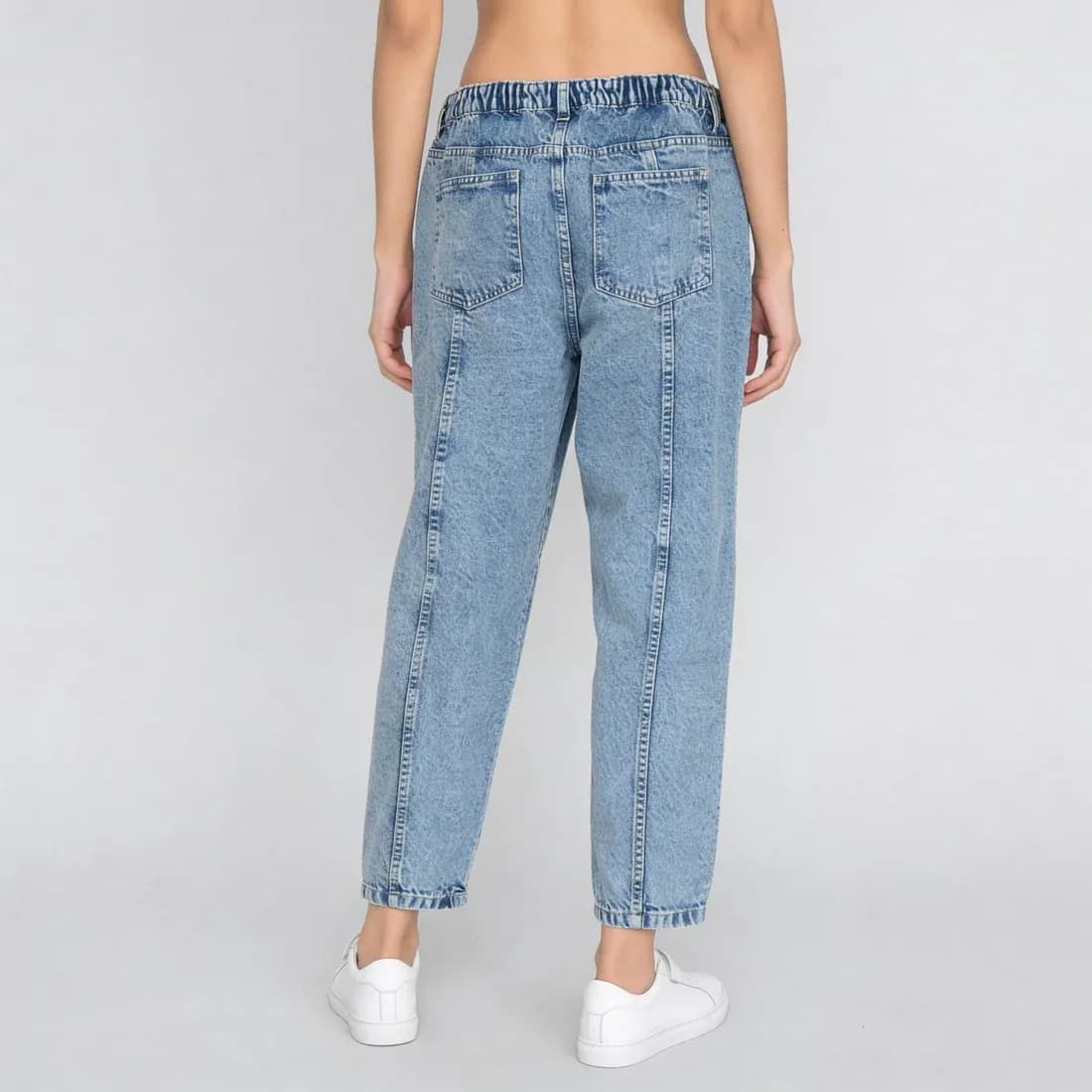 Straight Fit High Rise Back Button Look Jeans thumbnail 4