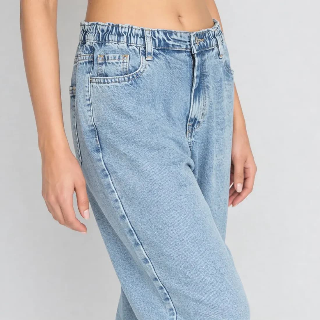 Straight Fit High Rise Back Button Look Jeans thumbnail 3