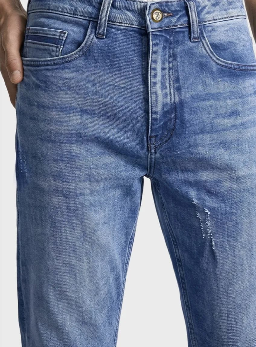 Men's blue slim casual jeans