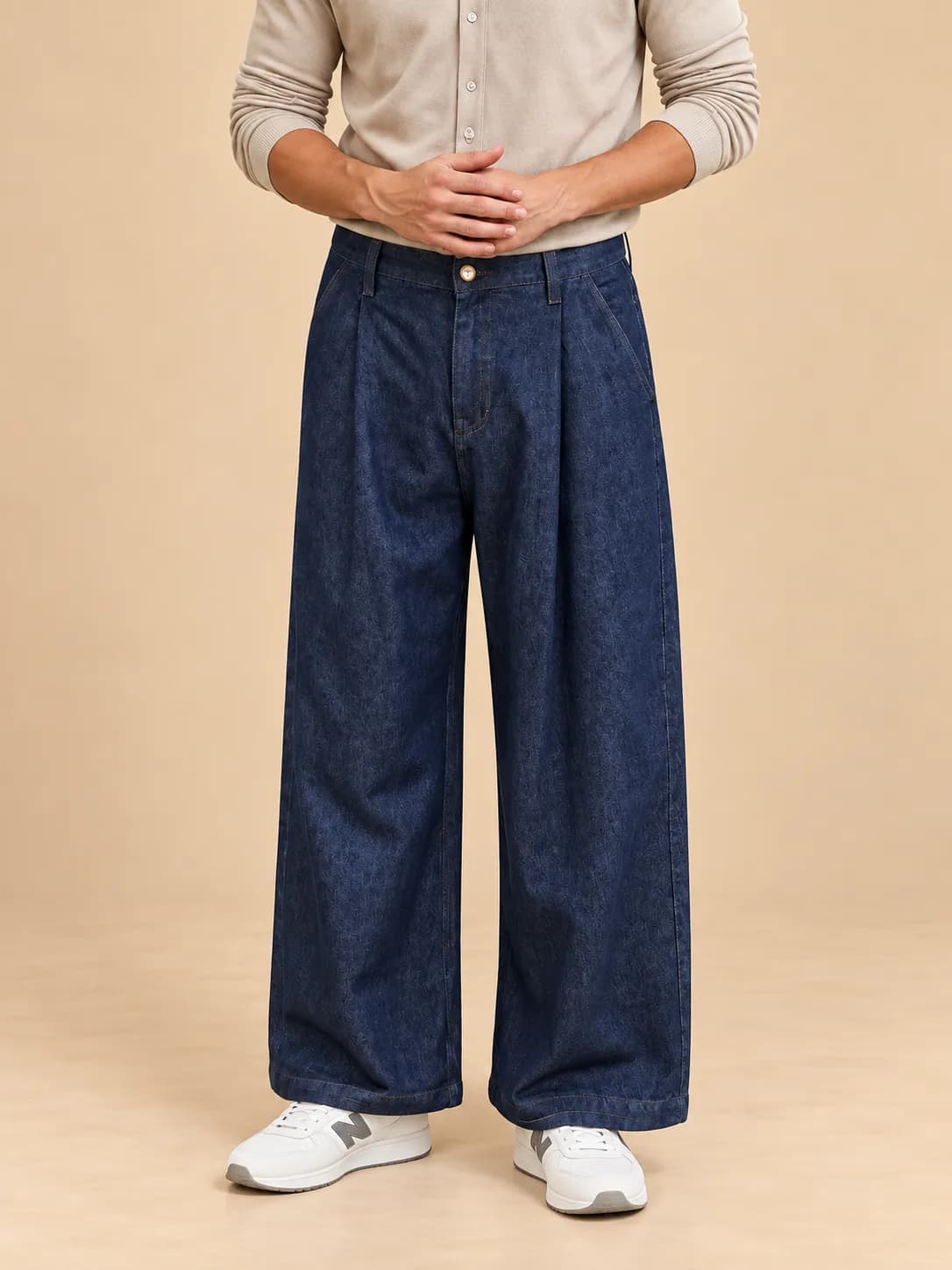 Men's blue Retro wear jeans