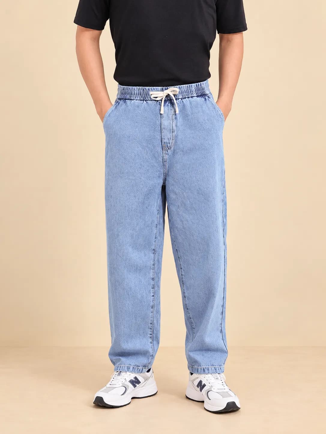 Men's blue loose jeans
