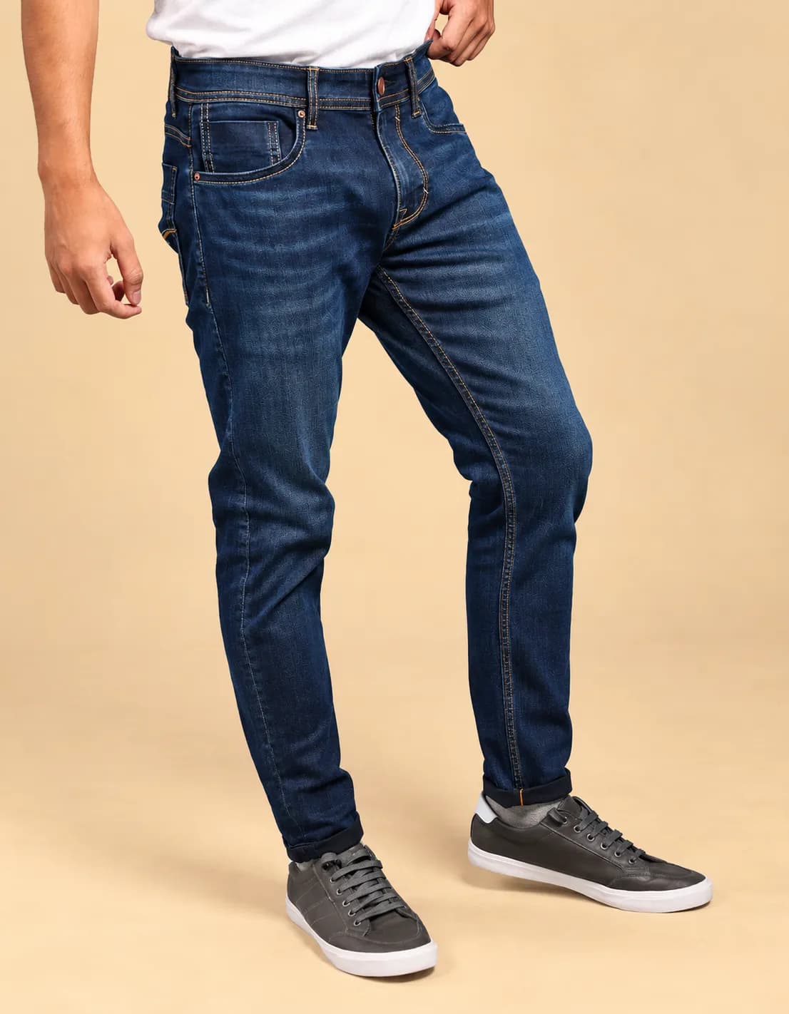 Dark blue midrise ankle stretch jeans
